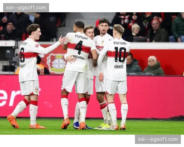 半场战报:斯图加特0-0勒沃库森,双方射门寥寥 半场战报:斯图加特0-0勒沃库森,双方射门寥寥